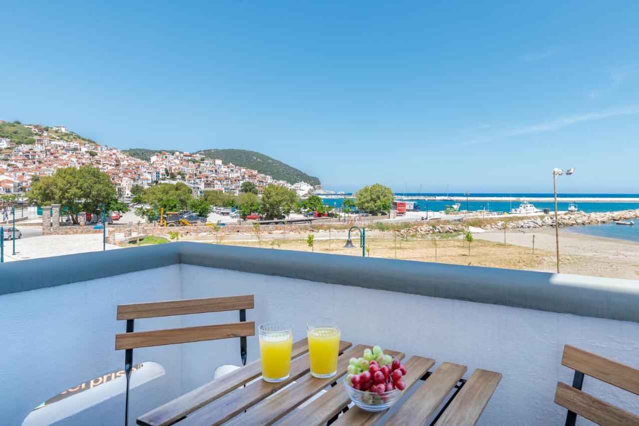 Uncle John'S Guesthouse Skopelos Town Exterior foto