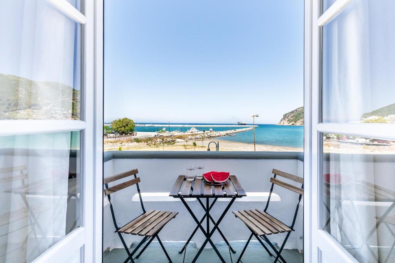 Uncle John'S Guesthouse Skopelos Town Exterior foto