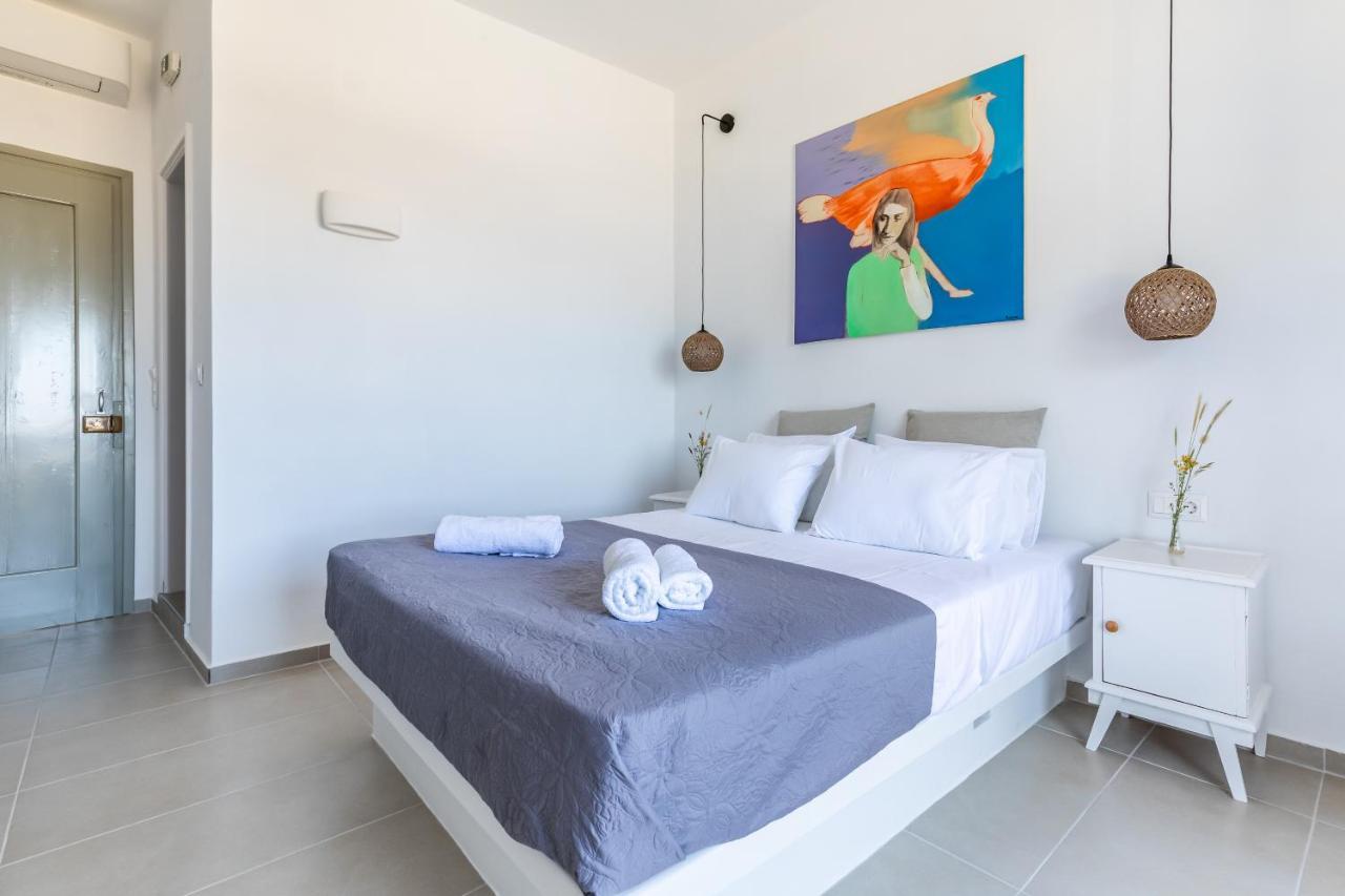 Uncle John'S Guesthouse Skopelos Town Exterior foto