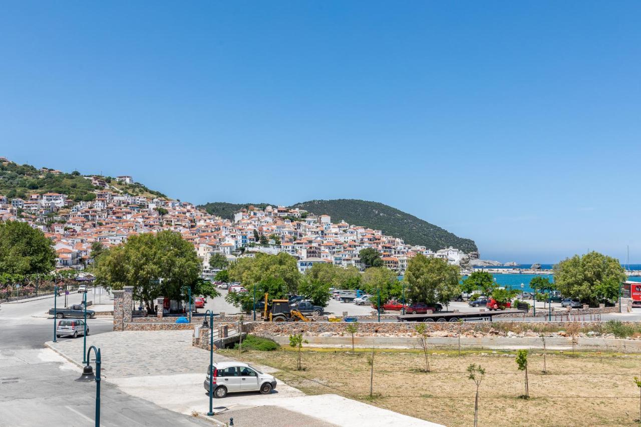 Uncle John'S Guesthouse Skopelos Town Exterior foto