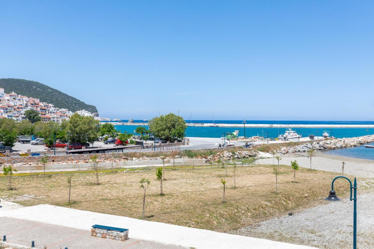 Uncle John'S Guesthouse Skopelos Town Exterior foto